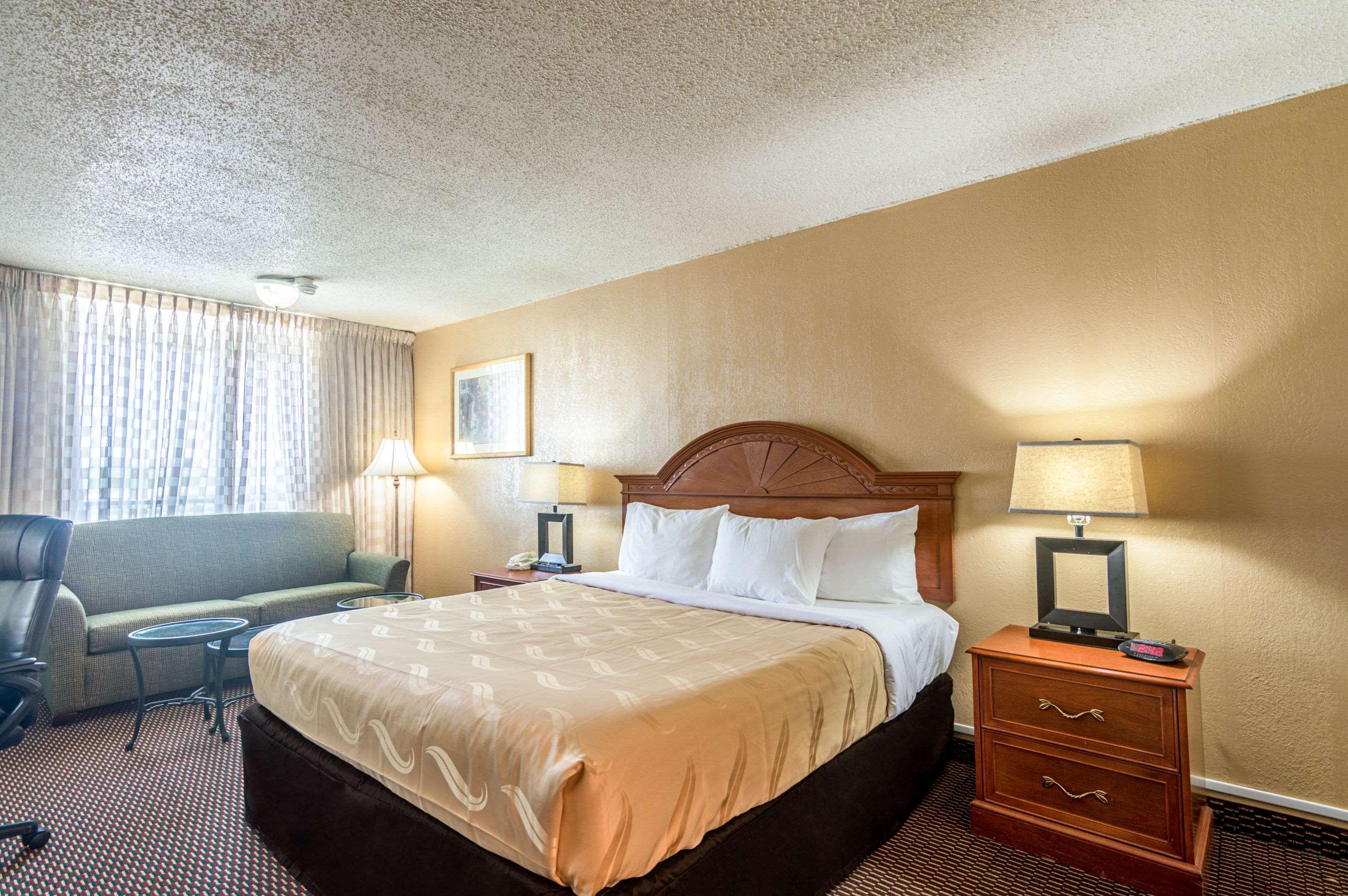 Quality Inn Shawnee I-40 Kültér fotó