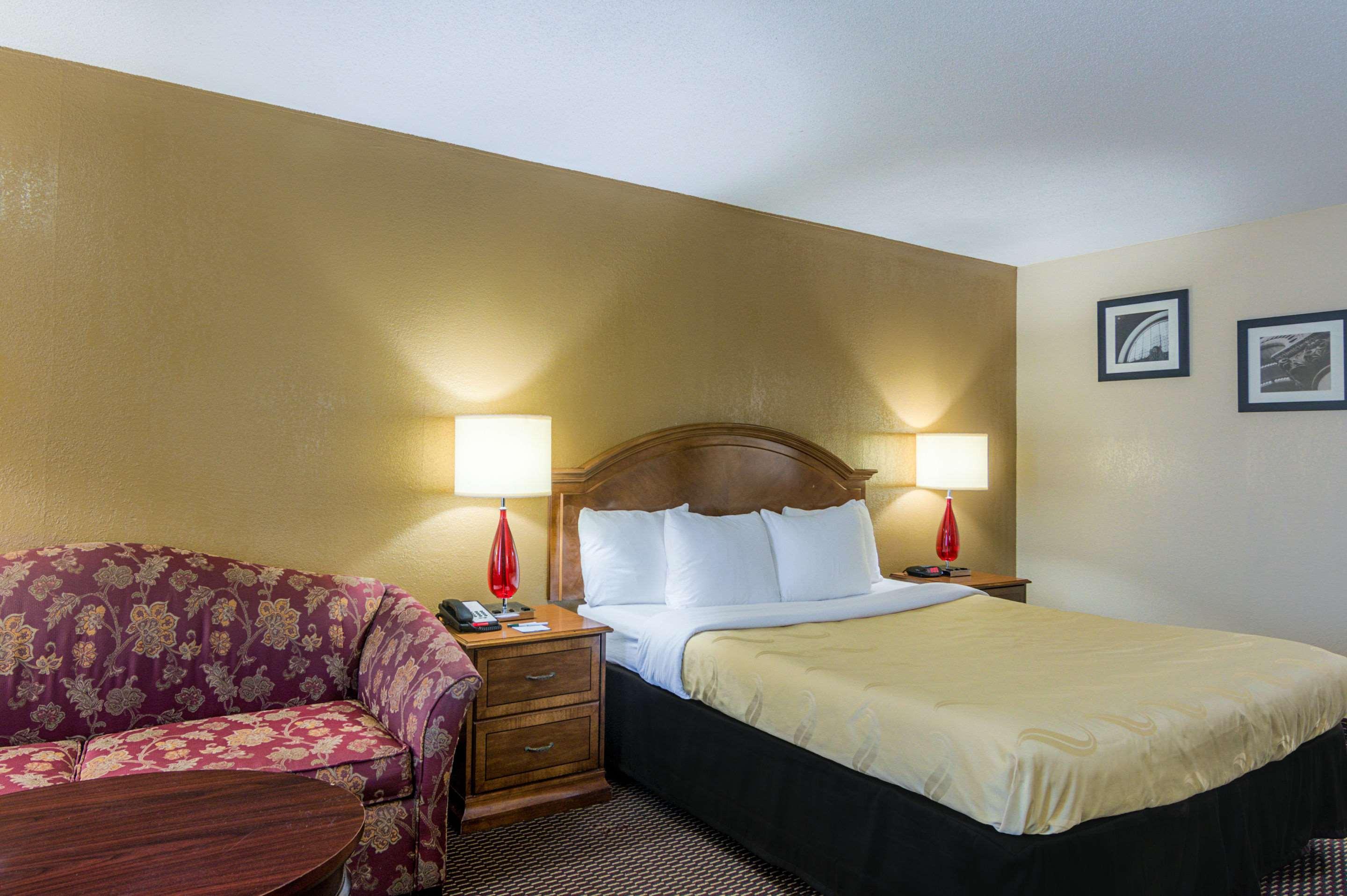 Quality Inn Shawnee I-40 Kültér fotó